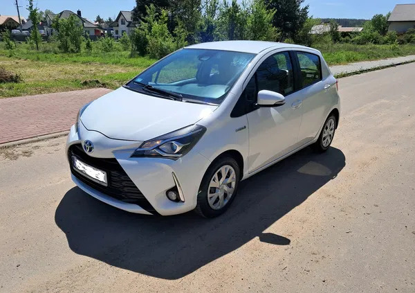 toyota kielce Toyota Yaris cena 58900 przebieg: 93800, rok produkcji 2020 z Kielce